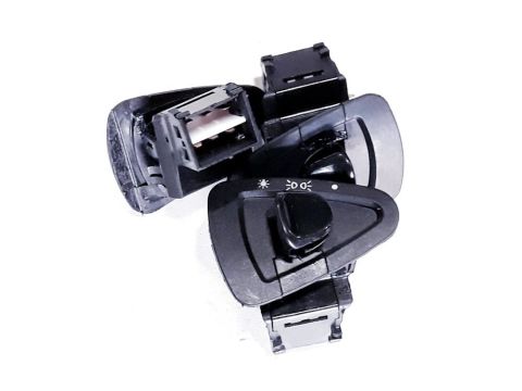 YUKİ LOTUS FAR ANAHTARI DÜĞMESİ ADET