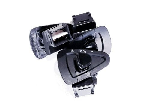 YUKİ LOTUS FAR ANAHTARI DÜĞMESİ ADET