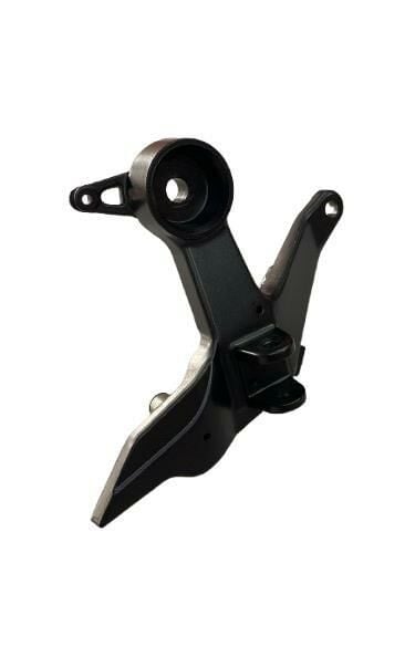 TVS RAIDER 125 ÖN SAĞ BASAMAK BAĞLANTI BRAKETİ