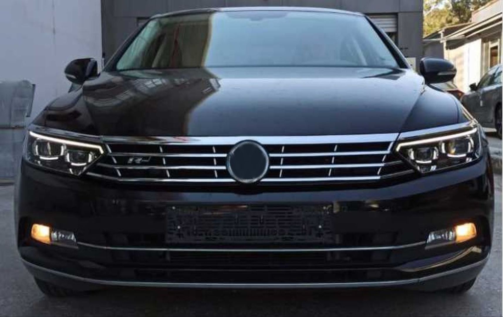 Volkswagen Passat Uyumlu B8 2015-2018 B8,5 Görünümlü LED Far (Double U)