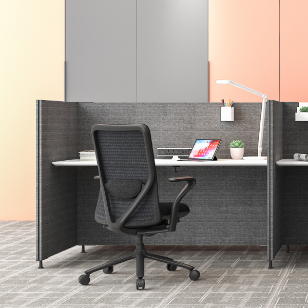 Poly | Staff Chair