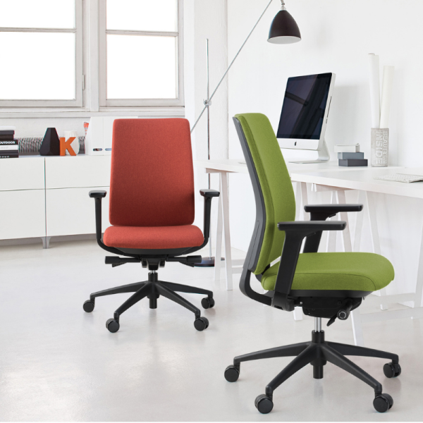 Vix | Staff Chair