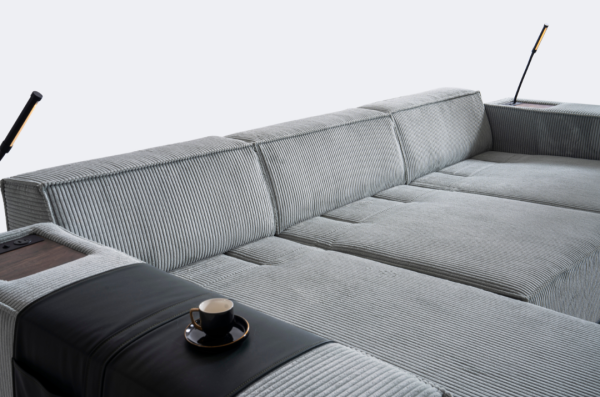 Fluffy | Corner Relax