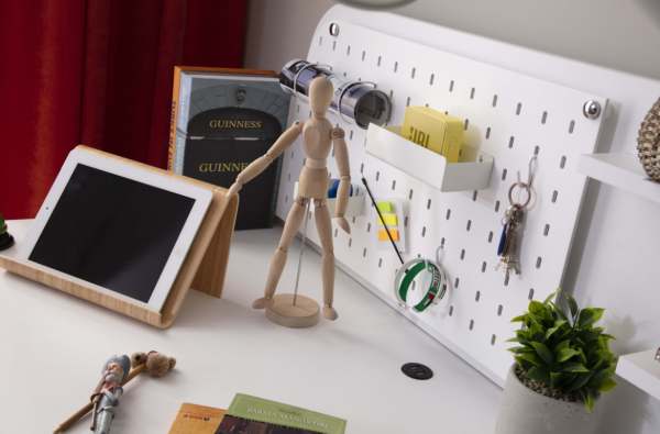Desk | Retro