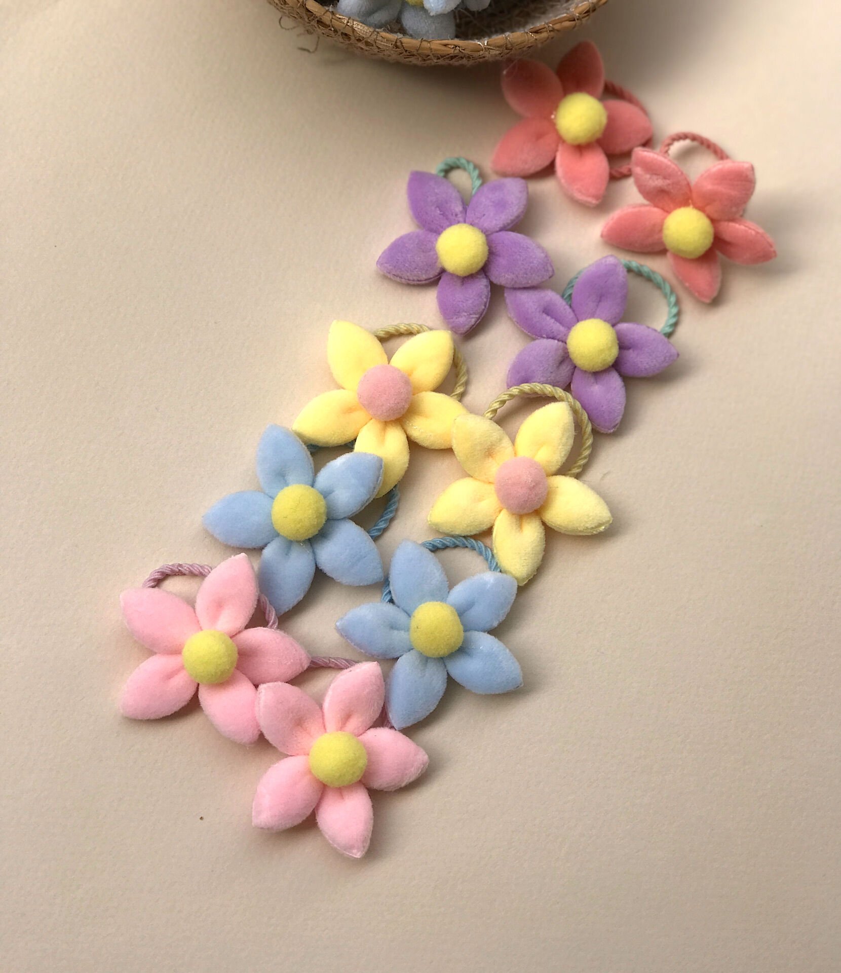 Peluş çiçek lastik toka.(Çift)