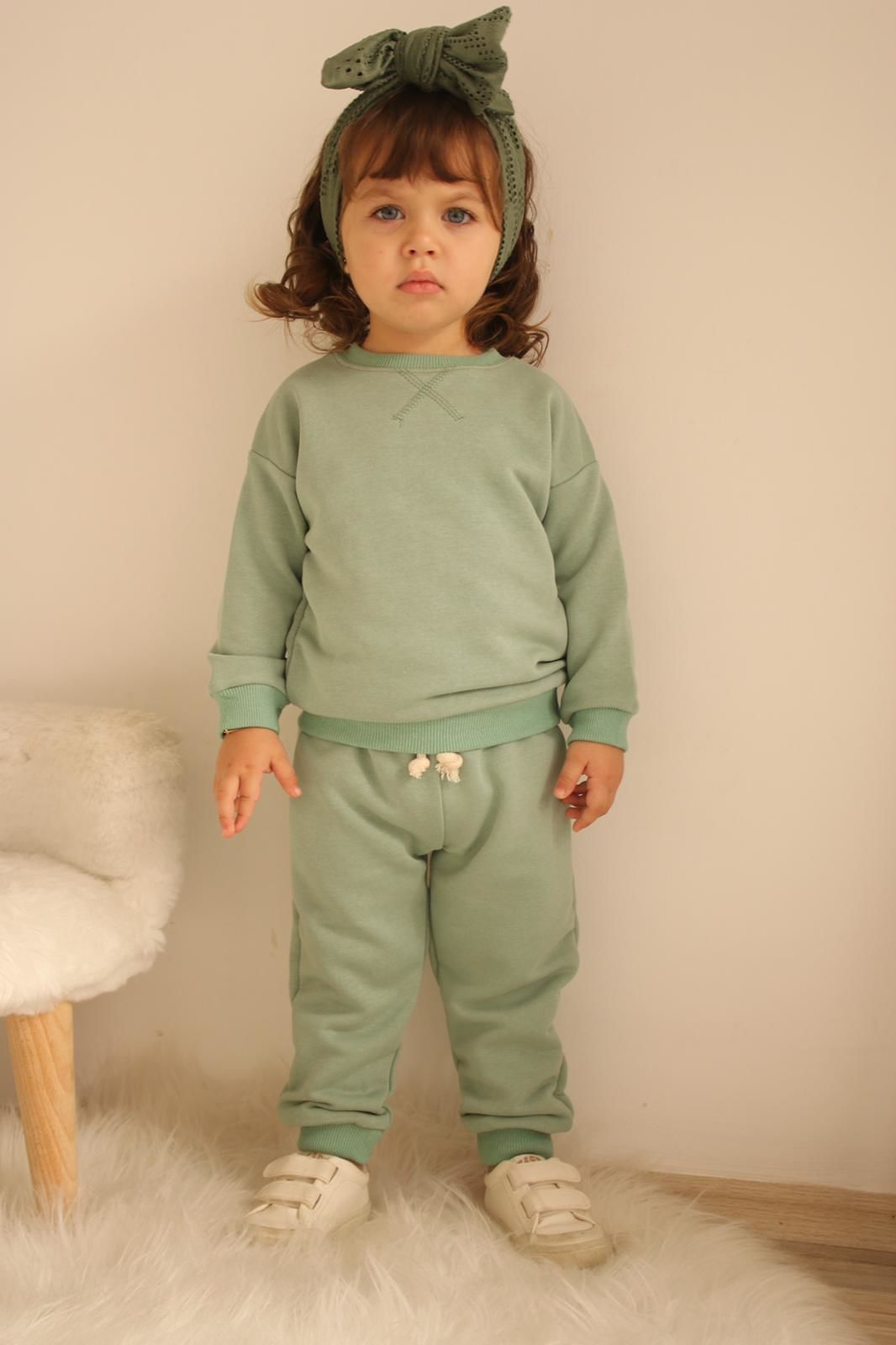 Mint alt üst takım.