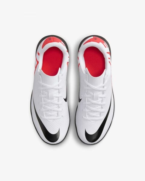 Nike Jr. Mercurial Vapor 15 Club Çocuk Halı Saha Krampon (DAR KALIP)