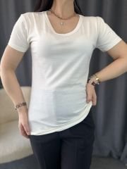 V Yaka Beyaz Basic Tshirt