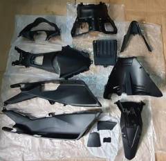 HONDA PCX 150-125 KAPORTA SETİ SİYAH PARÇALARI