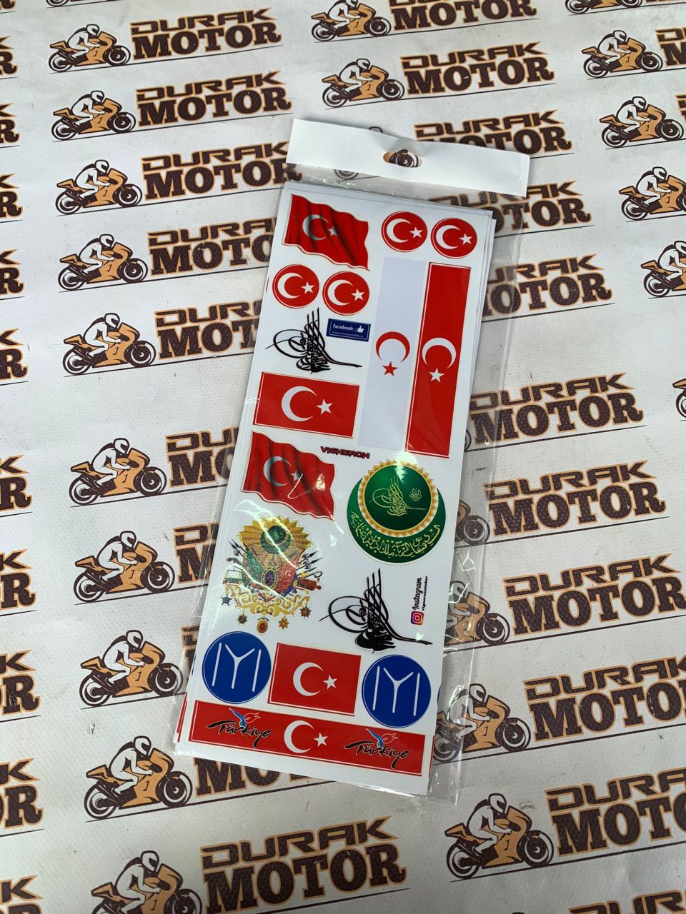 MOTOSİKLET TÜRK BAYRAKLI STİCKER