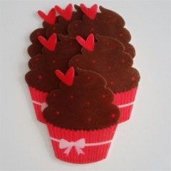 Çikolatalı Kalpli Kırmızı Cupcake Keçe Aplike (DK 9)