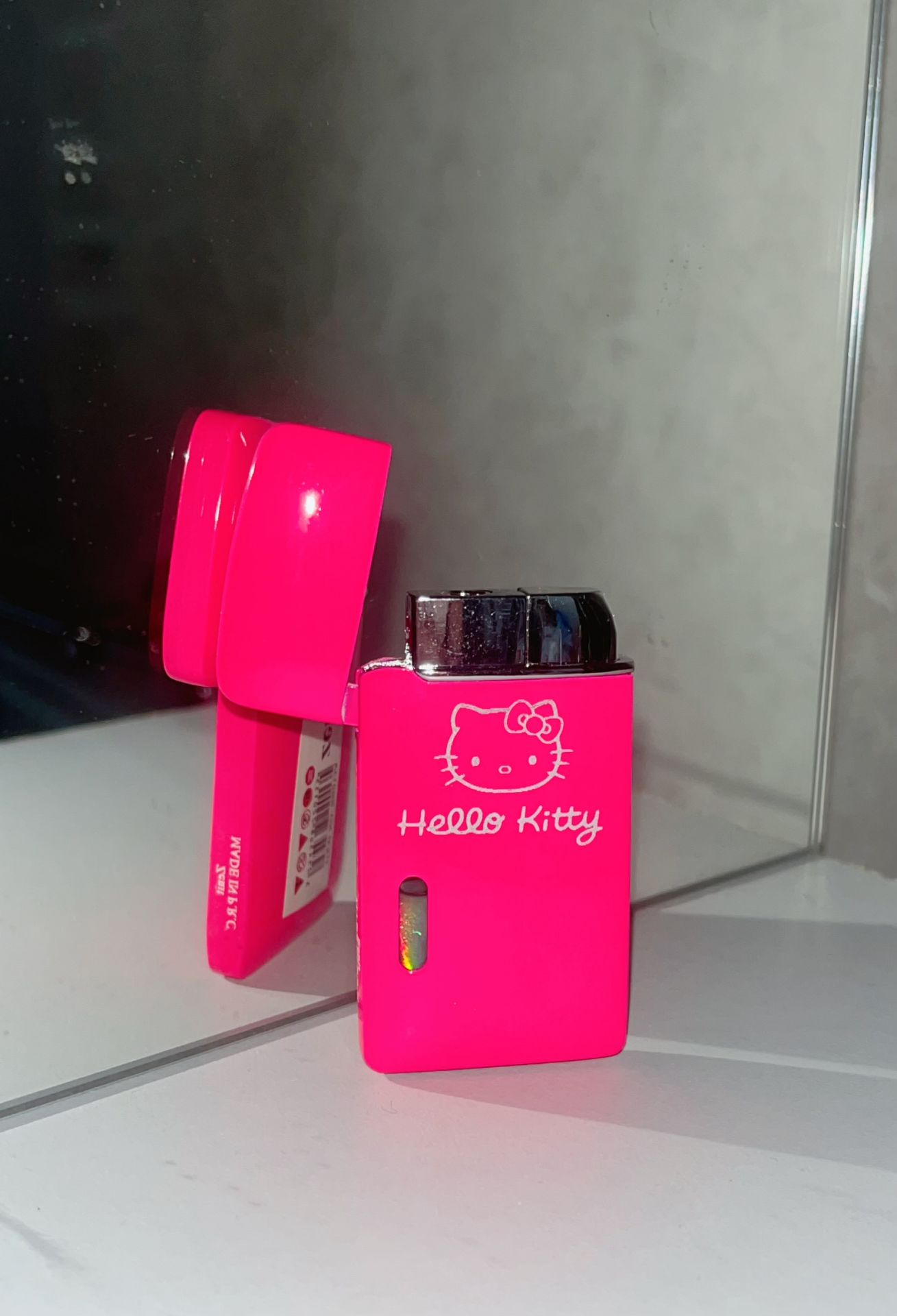 Hello Kitty Pink Flame Lighter
