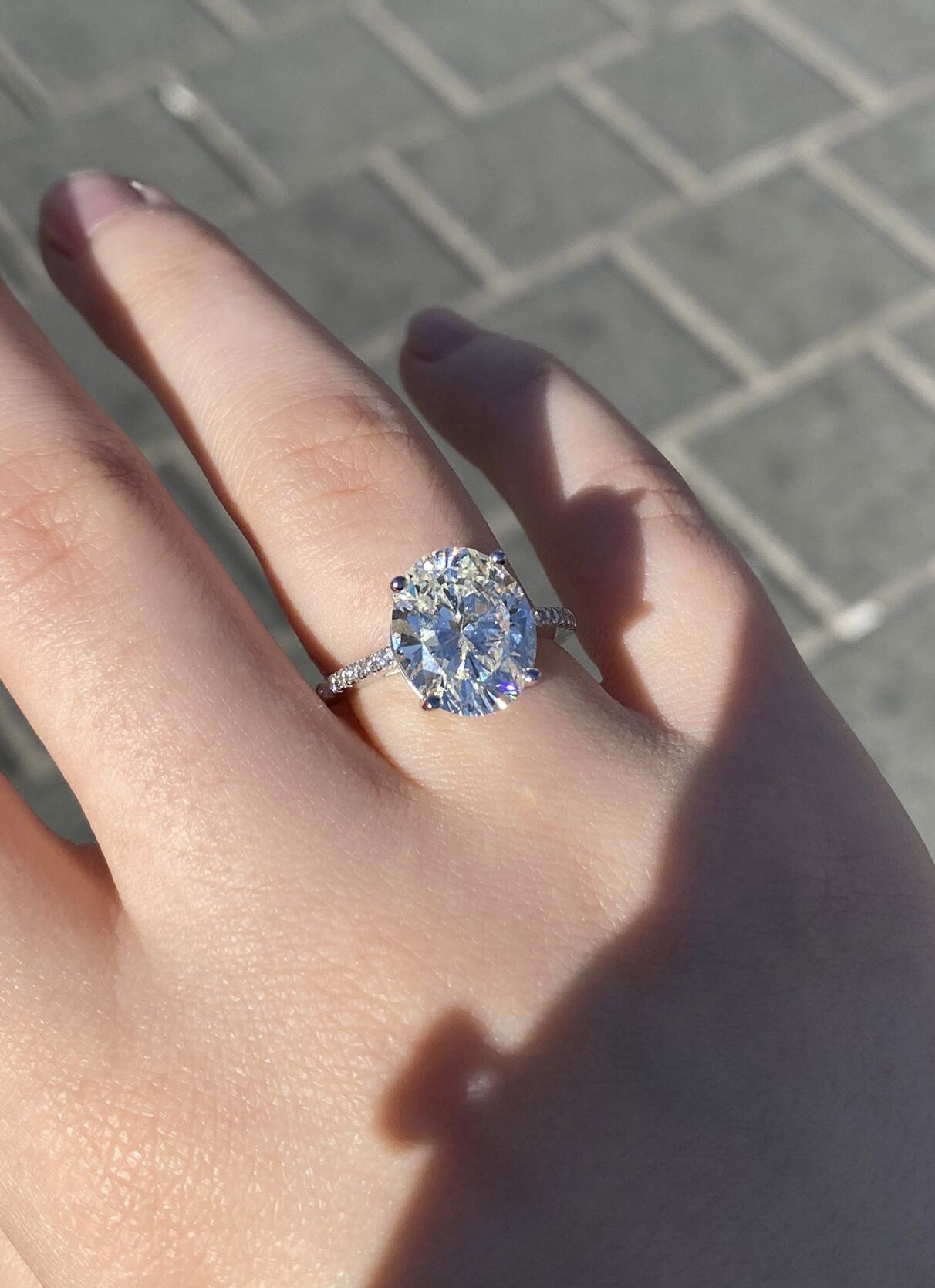 G Color Stone Oval Cut 2.0 Carat Ring