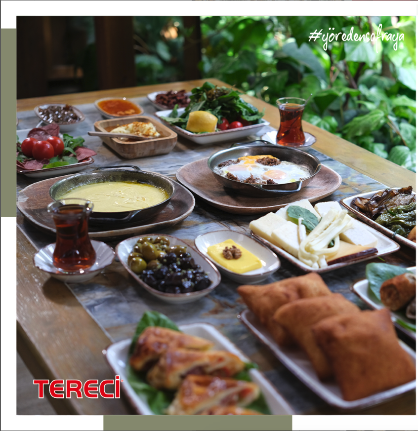 Türkiye'de Bir Sabah Ziyafeti: İzmir'in En İyi Kahvaltı Mekânlarını Keşfetmek