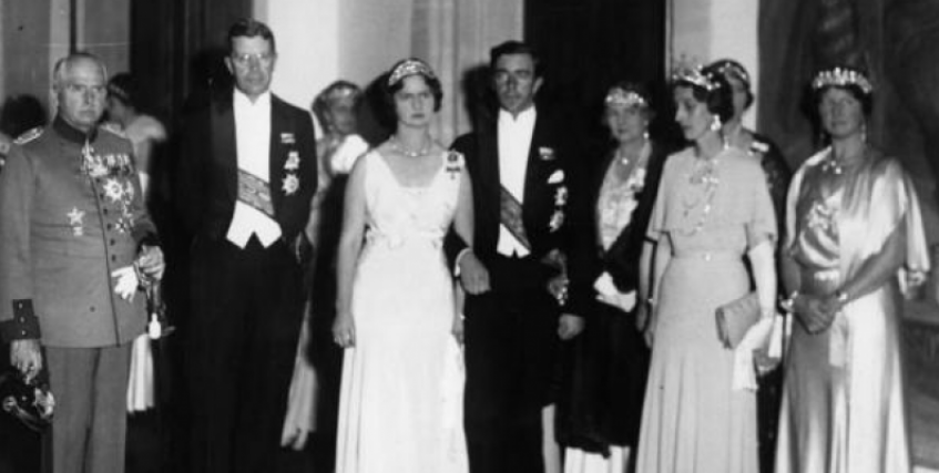 Por qué los vestidos de novia son blancos