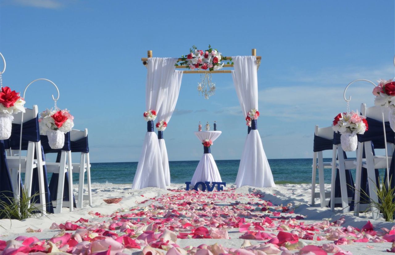 اقتراحات للعرائس لحفلات الزفاف على الشاطئ