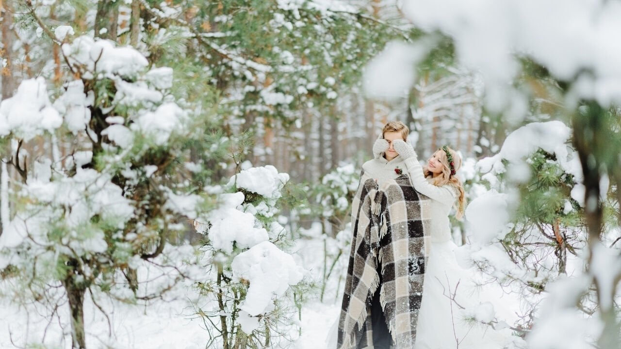  Какой должна быть тема зимней свадьбы?