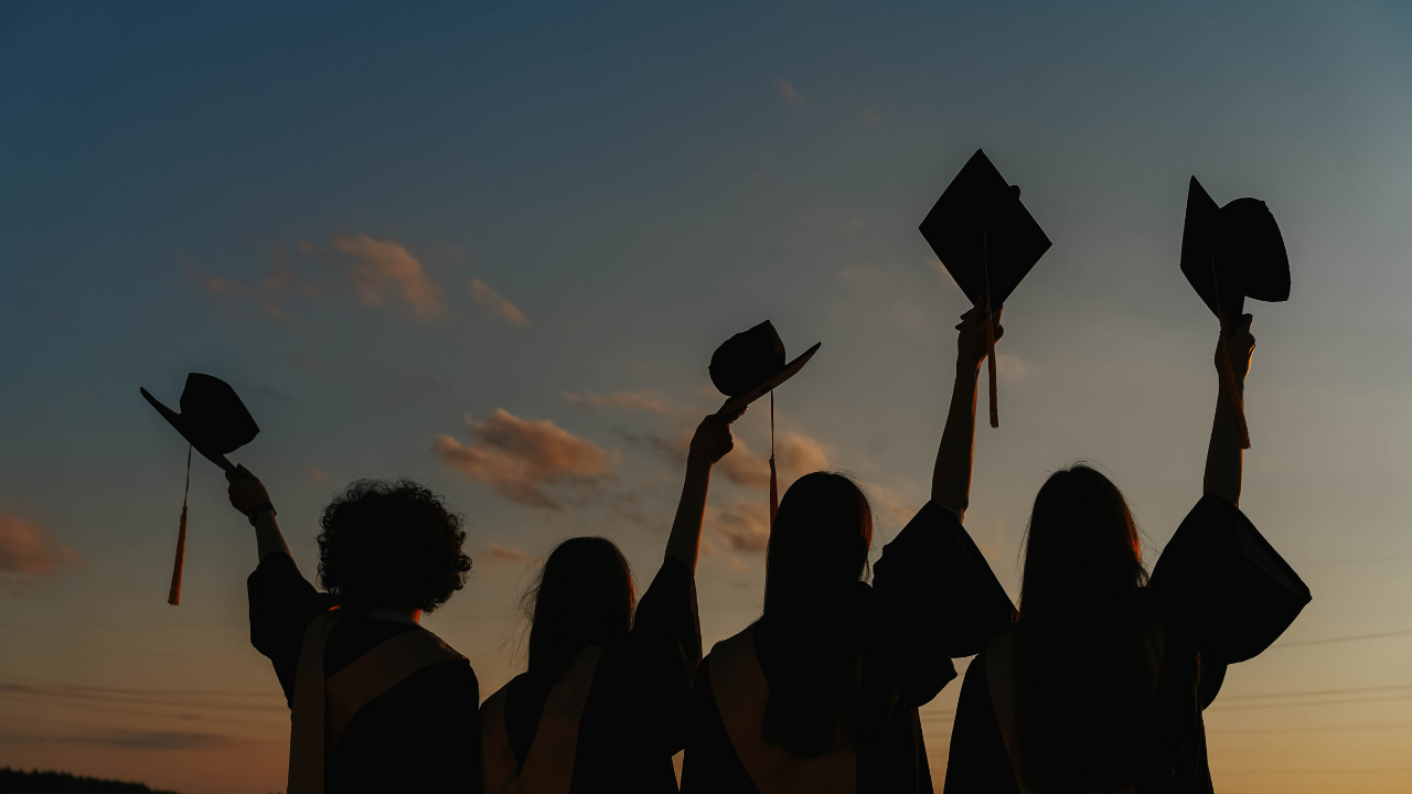 What Can Be Done for Unforgettable Graduation Memories?