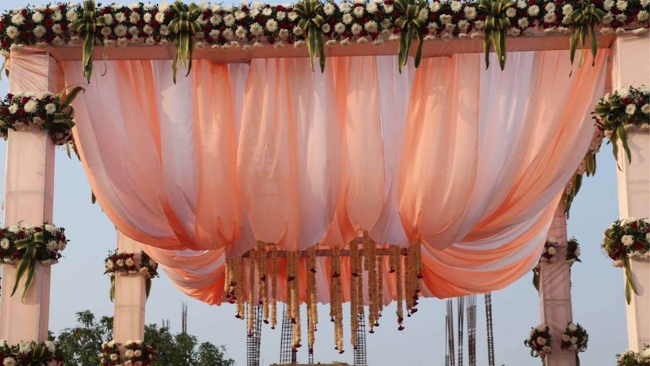 احتفال ملون وهادف: طقوس الزفاف الهندية 