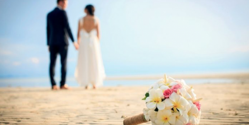Wedding End Honeymoon