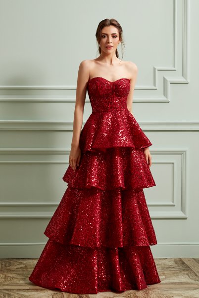 Tiered Flared Skirt, Fitted Bodice, Sequin Lace Evening Dress Model