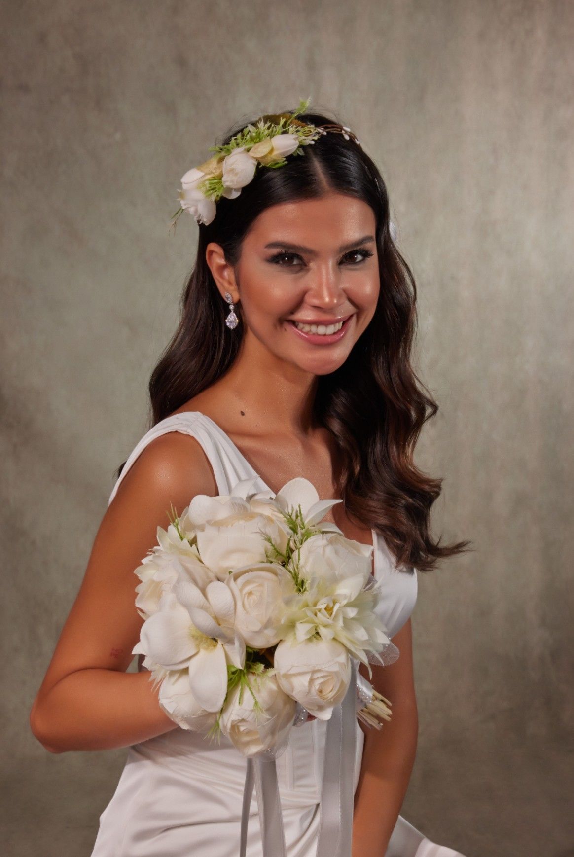 EB815 Букет невесты на руку