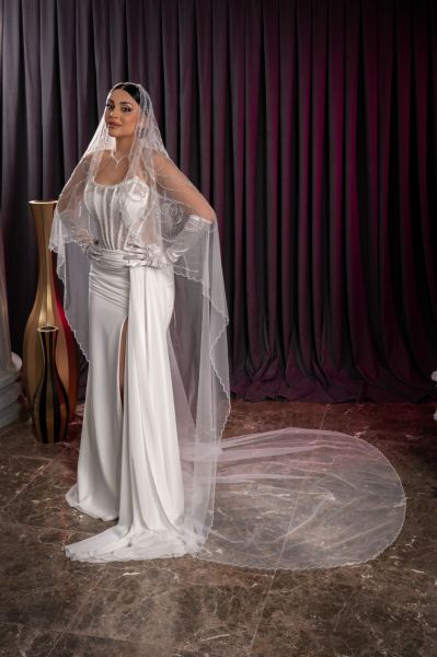 D368 حجاب زفاف منقوش