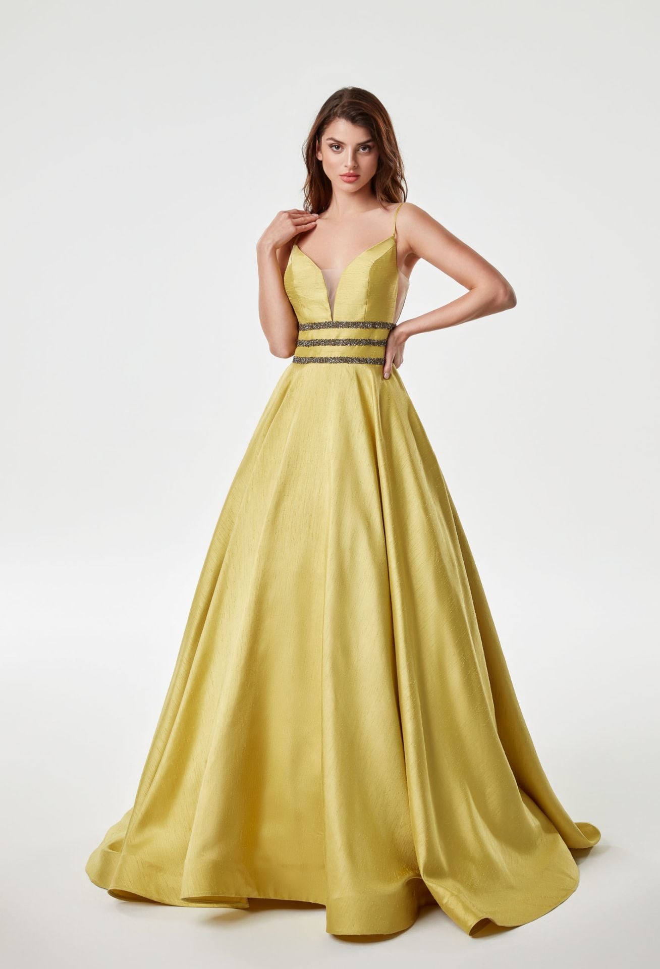 İnce Askılı, Bel Detaylı, Göğüs Dekolteli, A Kesim Abiye Modeli - Kırmızı