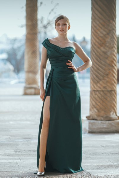 One-shoulder, Draped, Satin Fabric Plain Evening Dress Model