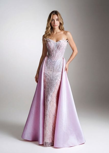 Tüy Detaylı, Gümüş İşlemeli Korsajlı, Pelerinli Pembe Balık Abiye