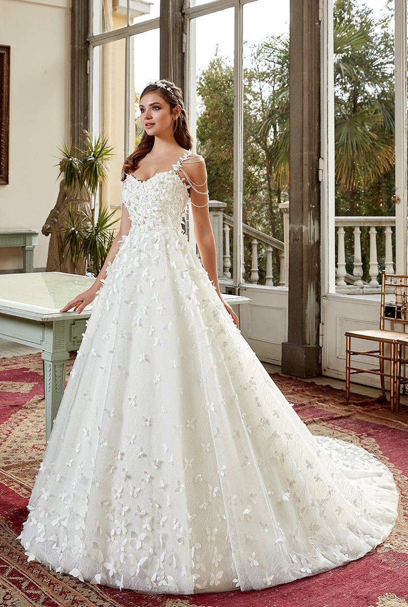 Thin Straps Sleeve Detailed A-Line Tailed Wedding Dress Model