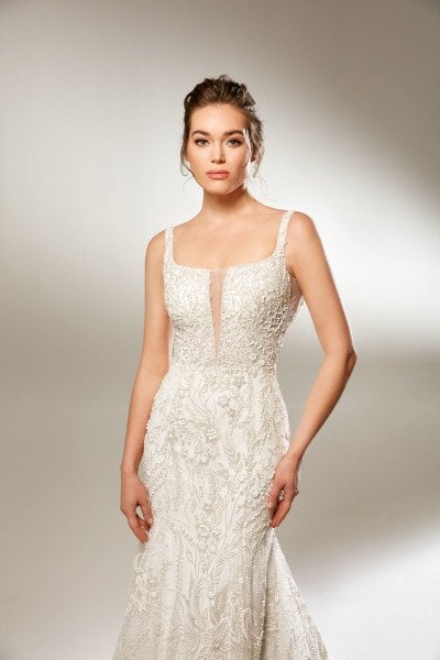 Square Neck Mermaid Wedding Dress Made of Glittery Fabric With Embossed Floral Pattern