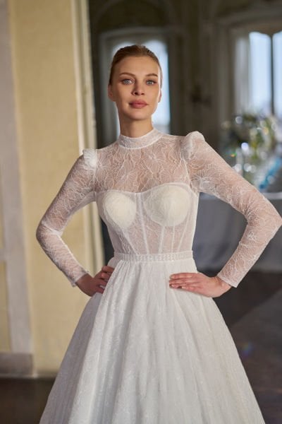 Fransız Dantelli, Uzun Kollu, Vintage, Hakim Yaka A Kesim Sade Gelinlik Modeli
