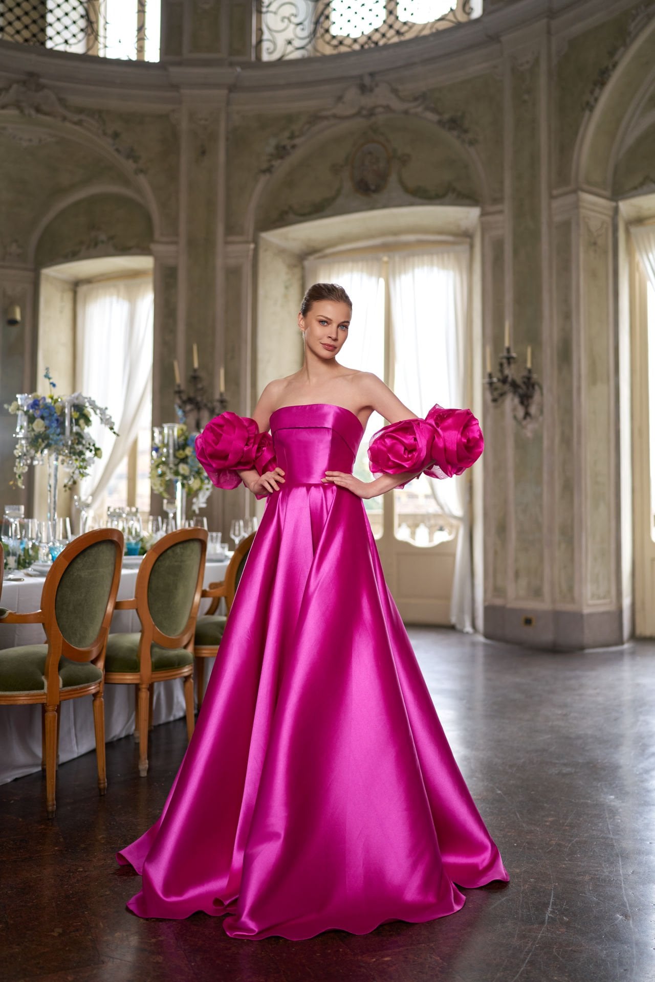 Saten, Portatif Kollu, A Kesim Abiye Modeli - Kırmızı