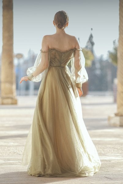 Size Draped Balloon Tulle Sleeves A-Line Skirt Evening Dress Model