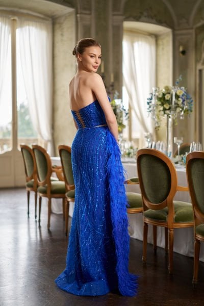 One-sleeved, Neck Cape, Two-piece, Corset and Skirt, Frock Coat, Multi-piece Slit Evening Dress Model