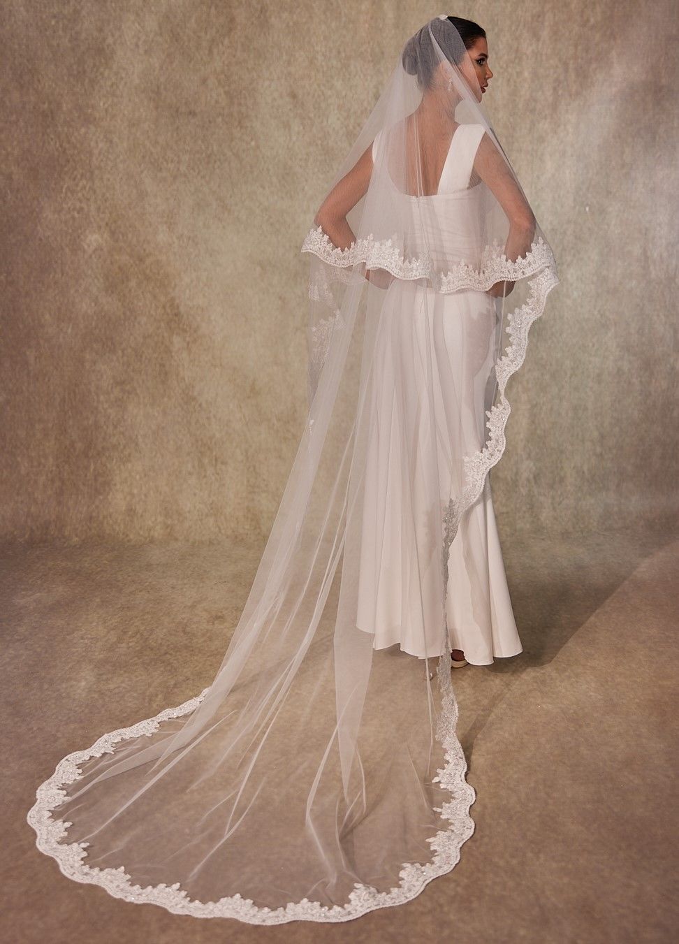 KATLI GELİN DUVAĞI