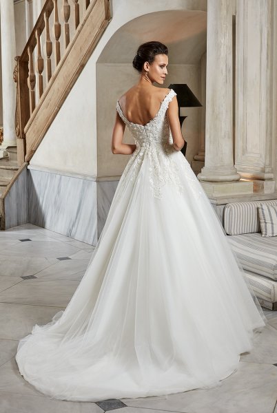 Three-Dimensional Lace A-Line Wedding Dress Model