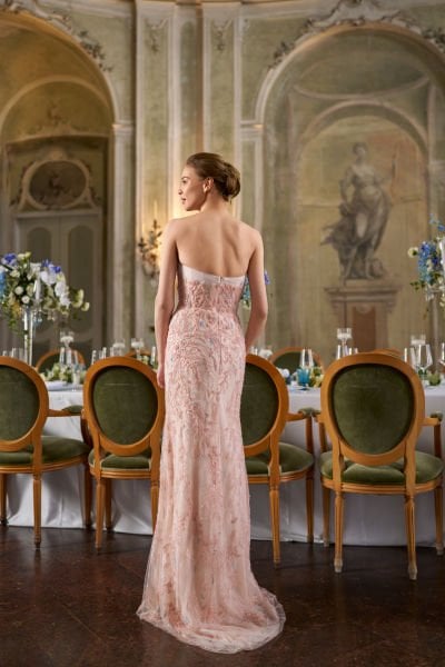 Straplez, İşlemeli Dantelli, Saten Portatif Kollu Dar Kesim Abiye Modeli