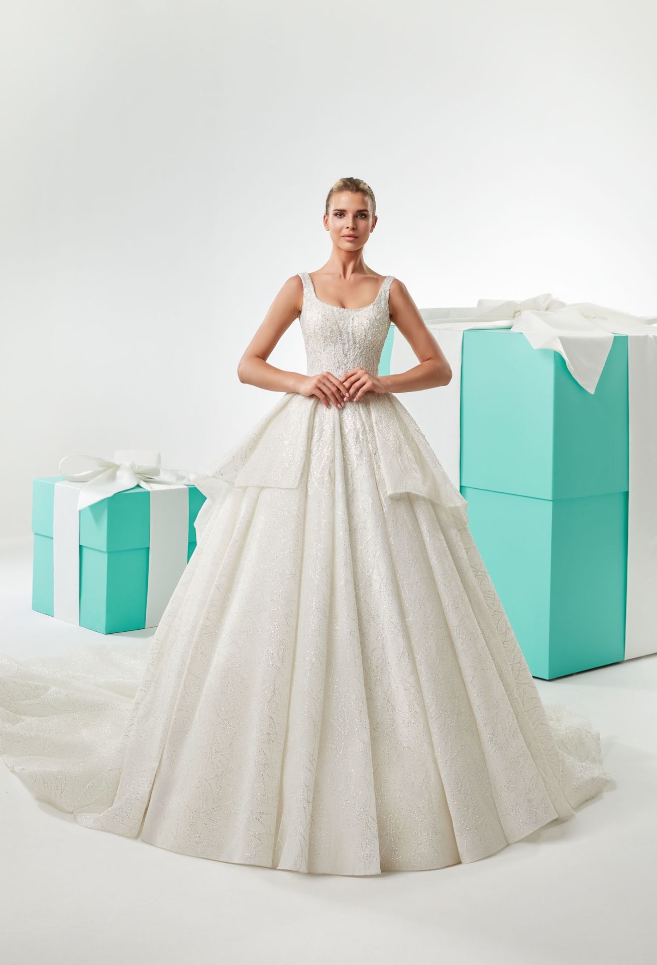 Glittery Fabric, Strap, Ball Gown Wedding Dress Model
