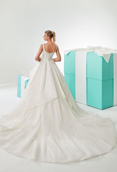 Glittery Fabric, Strap, Ball Gown Wedding Dress Model