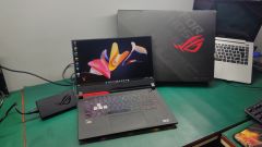 Asus Rog Strix G513 /R7-4800H/8 GB/512 GB SSD/GTX1650 4GB