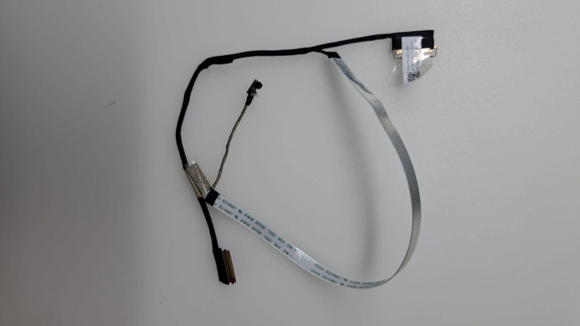 Hp 17-CN0205NG Ekran Data Flex Kablosu