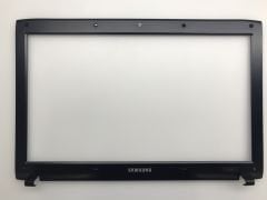 Samsung R580 Ekran Ön Çerçeve Bezel