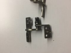 Samsung NP300E5Z Menteşe