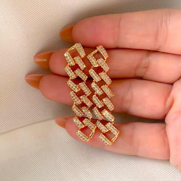 Zirkon Taşlı Gold Uzun Küpe