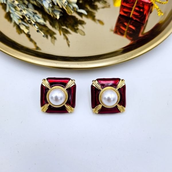 İncili Kare Vintage Bordo Küpe