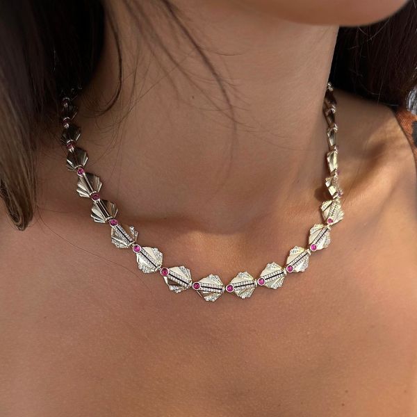 Bague Fuşya Taş Detaylı Marka Gerdanlık Kolye