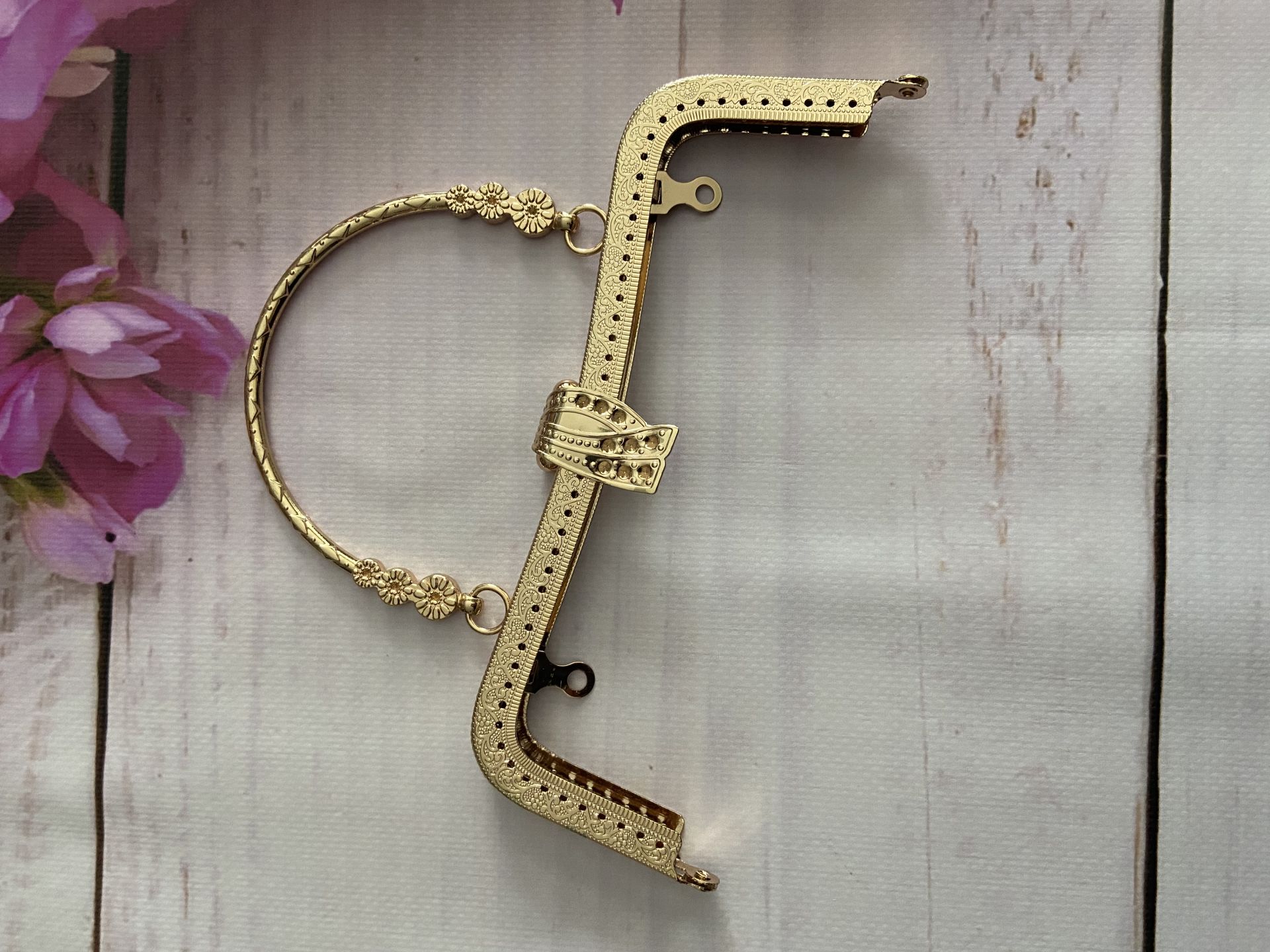 20 CM METAL ÇANTA KULPU(Kopya)
