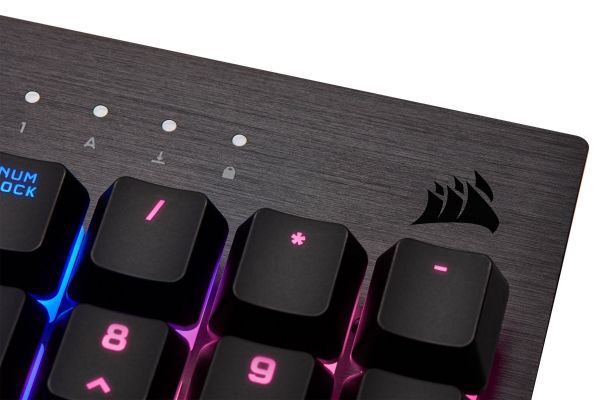Corsair K60 RGB Pro Mekanik Gaming Klavye Cherry Viola Siyah